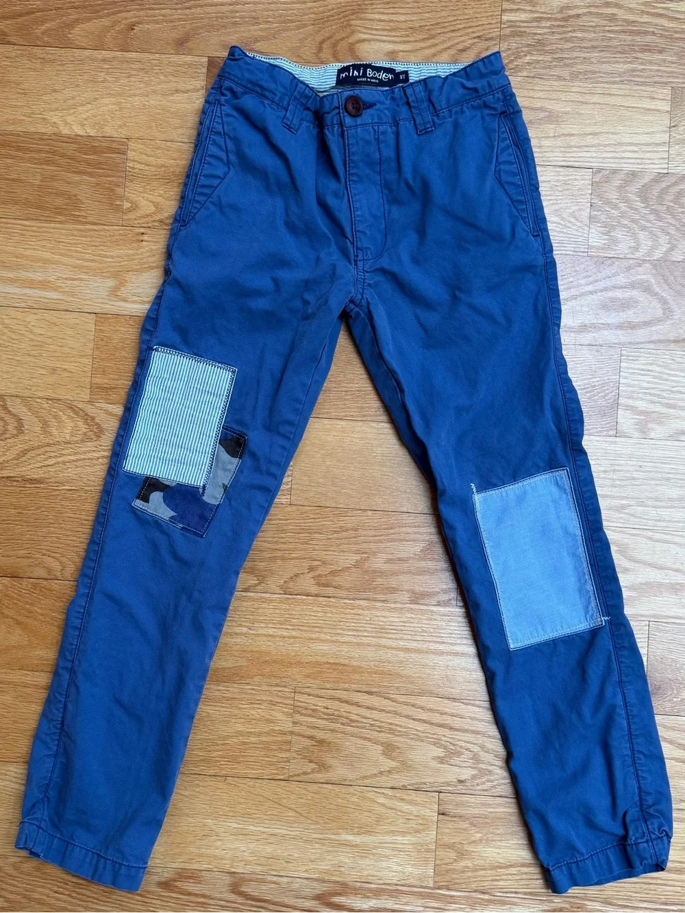Mini Boden Patch Chino - Size 8 - Blue with camo and seersucker patches